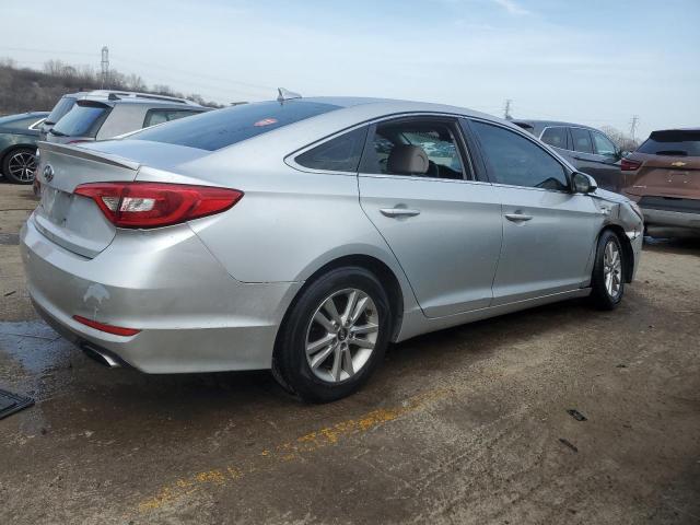 Obraz 3 z 2015 HYUNDAI SONATA SE 2015 z VIN 5NPE24AFXFH210742