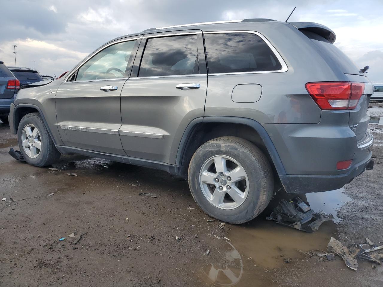 Obraz 2 z 2011 JEEP GRAND CHEROKEE OVERLAND 2011 z VIN 1J4RR6GT7BC705700