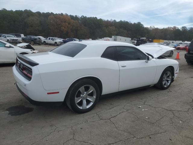 Obraz 3 z 2018 DODGE CHALLENGER SXT 2018 z VIN 2C3CDZAG7JH305319