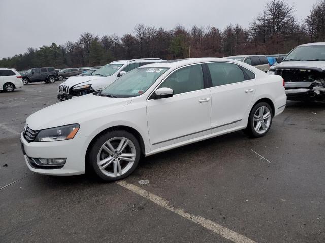 Image 1 of 2013 VOLKSWAGEN PASSAT SEL 2013 with VIN 1VWCN7A36DC015989