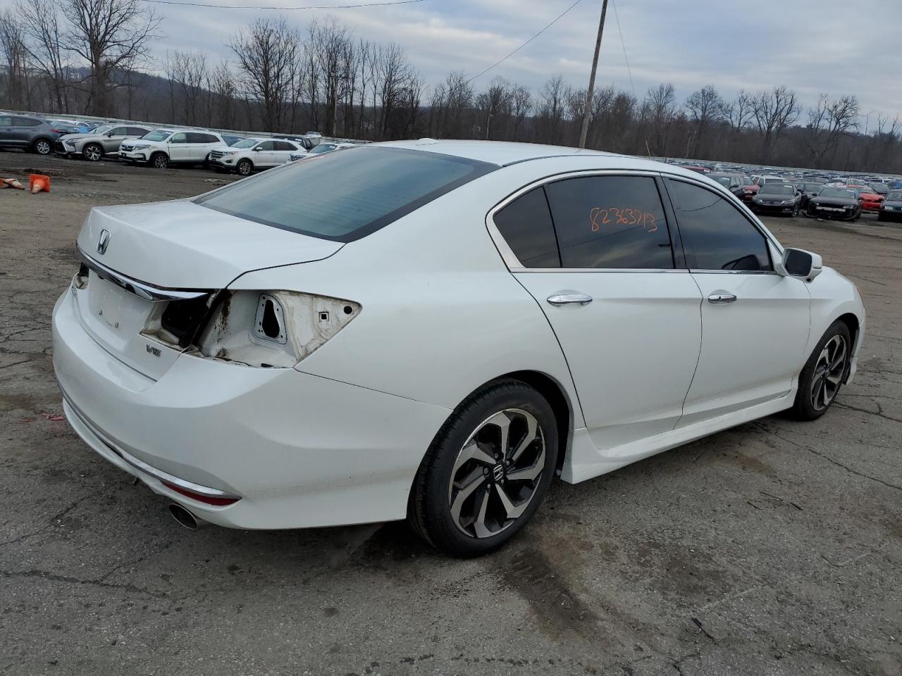 Obraz 3 z 2016 HONDA ACCORD EXL 2016 z VIN 1HGCR3F83GA016331