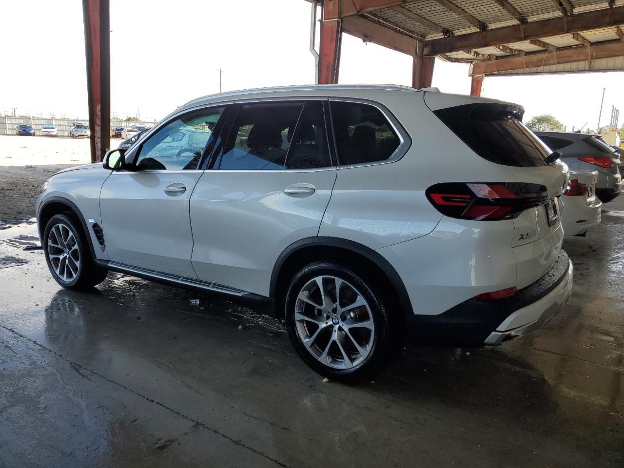 Image 2 of 2024 BMW X5 SDRIVE 40I 2024 with VIN 5UX13EU00R9U33909