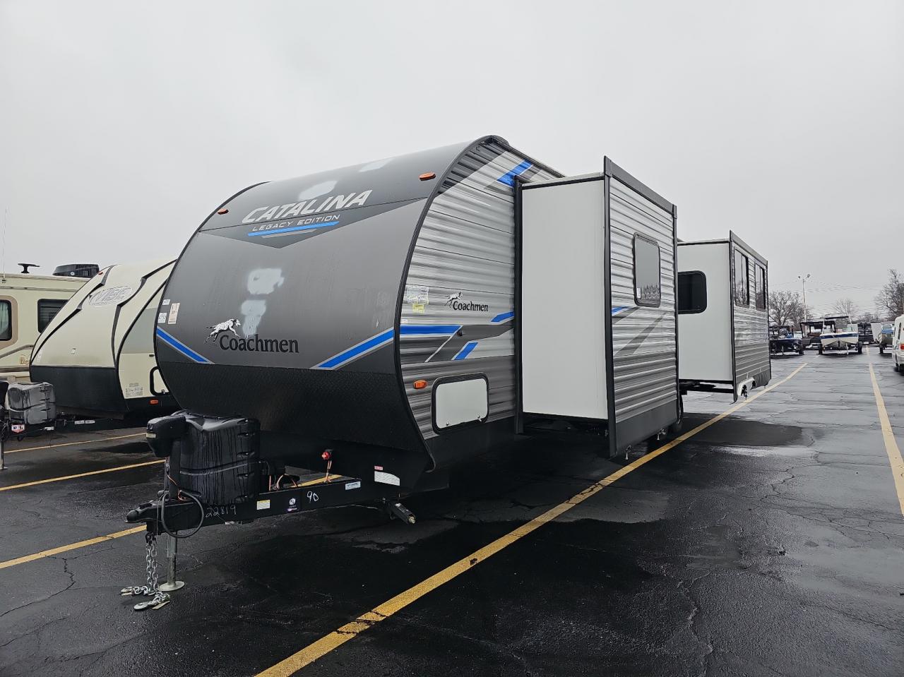 Obraz 2 z 2021 WILDWOOD COACHMAN 2021 z VIN 5ZT2CAVB2MX022819