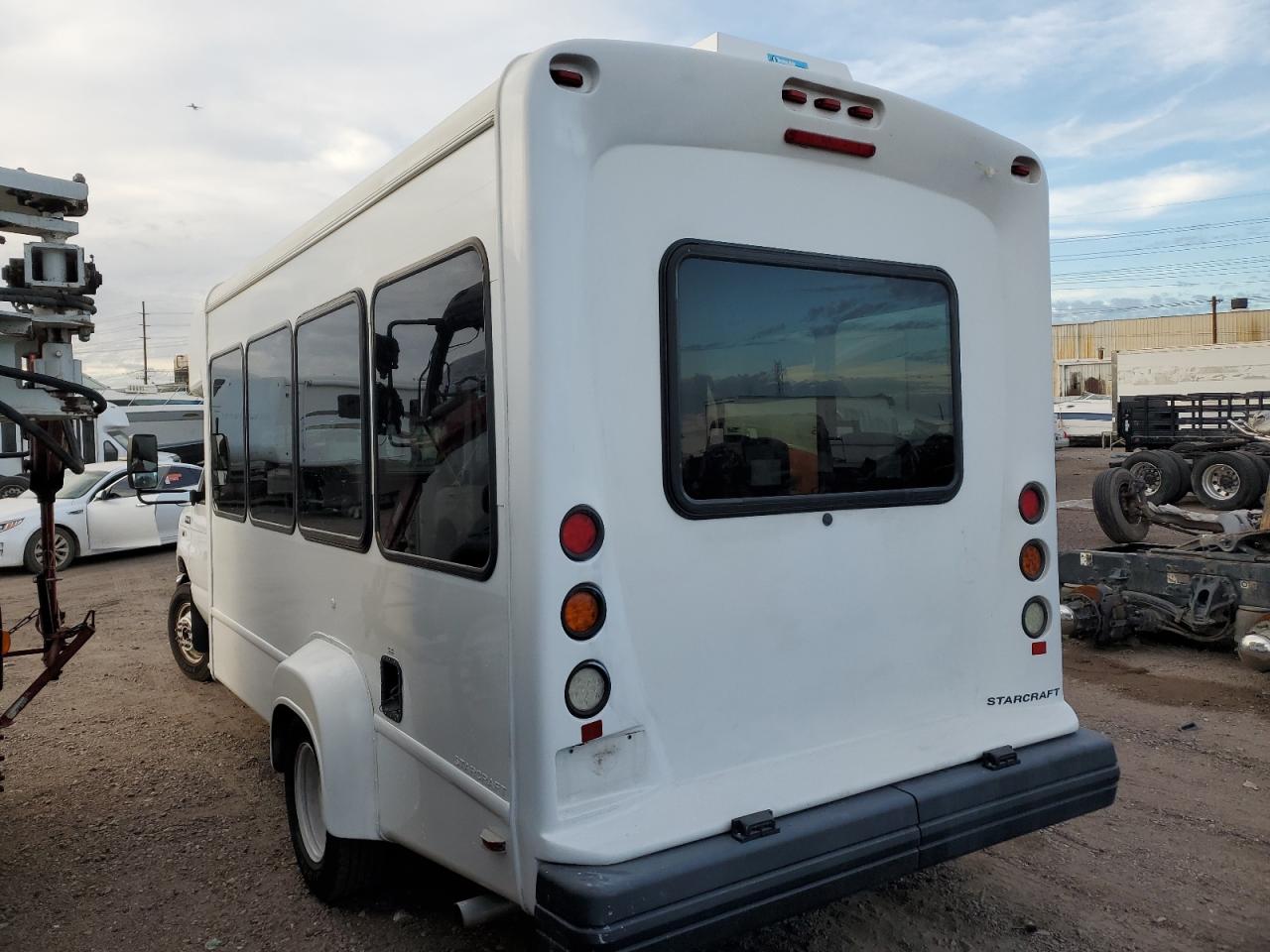 Image 2 of 2017 FORD ECONOLINE E350 SUPER DUTY CUTAWAY VAN 2017 with VIN 1FDEE3FS1HDC70906