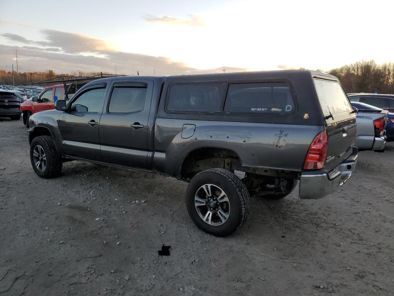 Obraz 2 z 2010 TOYOTA TACOMA DOUBLE CAB LONG BED 2010 z VIN 3TMMU4FNXAM020853