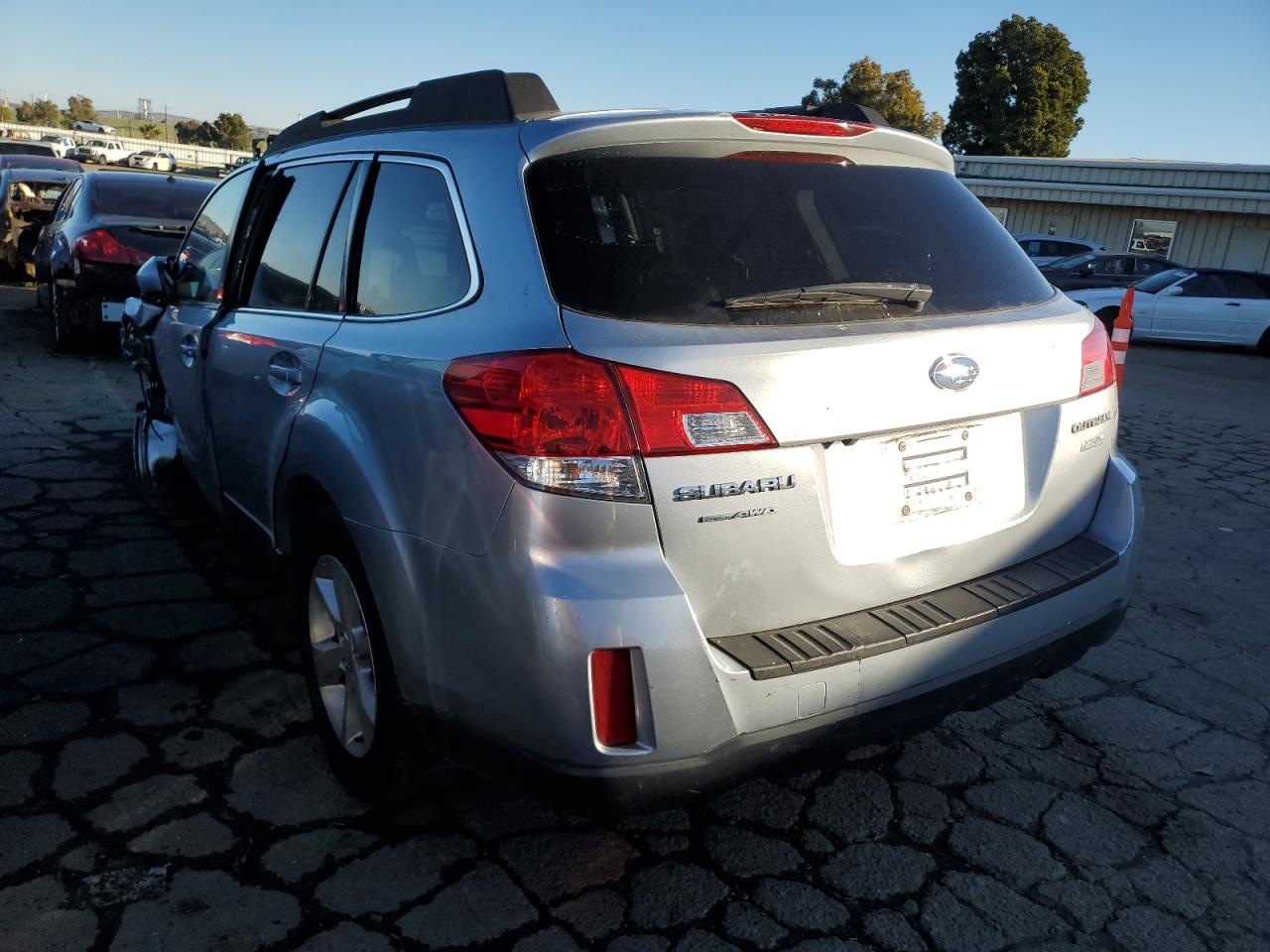 Image 2 of 2013 SUBARU OUTBACK 2.5I PREMIUM 2013 with VIN 4S4BRBGC5D3281481
