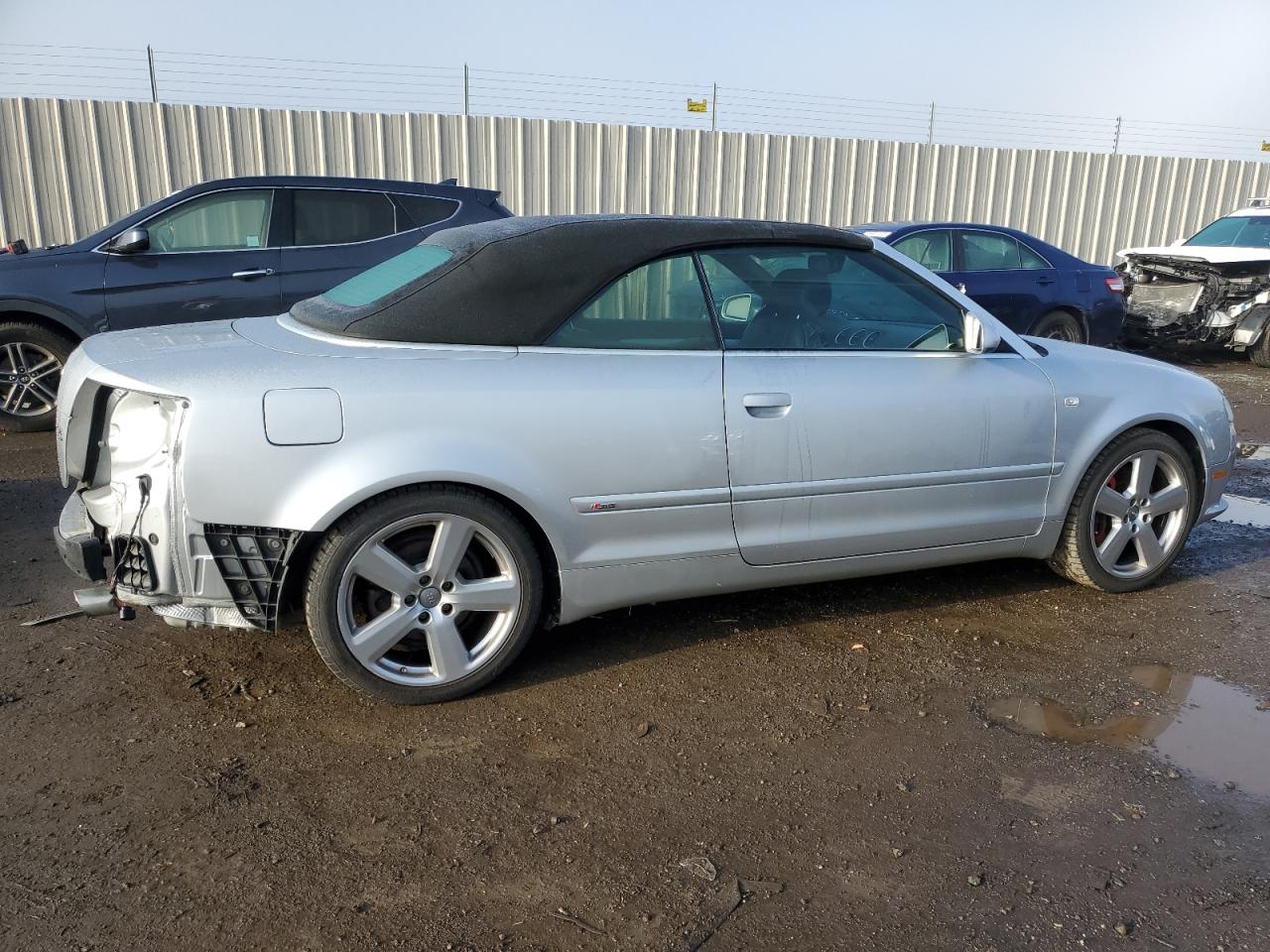Image 3 of 2009 AUDI A4 2.0T CABRIOLET QUATTRO 2009 with VIN WAUDF48H39K009811