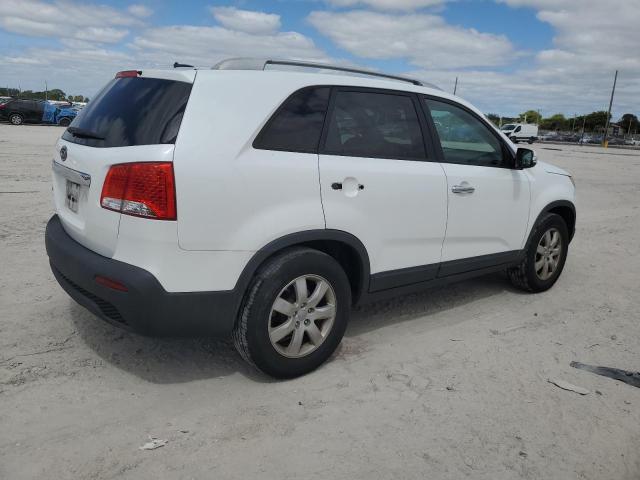 Image 3 of 2013 KIA SORENTO LX 2013 with VIN 5XYKT4A28DG348264