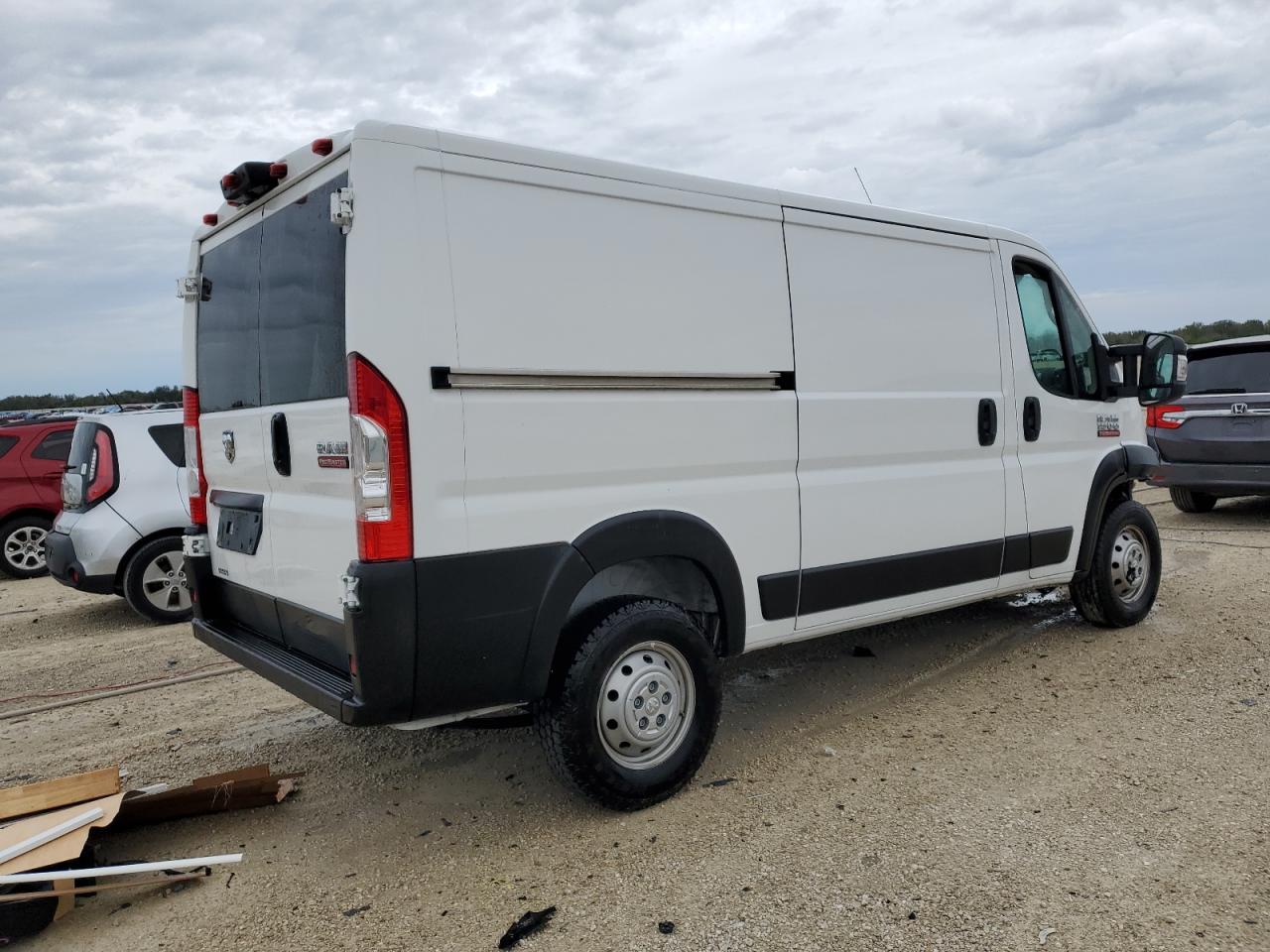 Image 3 of 2021 RAM PROMASTER 1500 1500 STANDARD 2021 with VIN 3C6LRVAG1ME560321