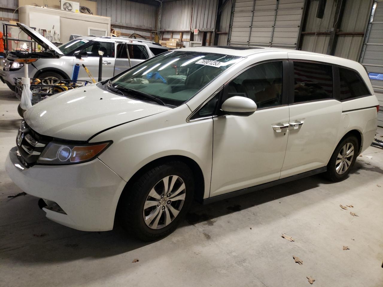 Image 1 of 2014 HONDA ODYSSEY EXL 2014 with VIN 5FNRL5H61EB132021