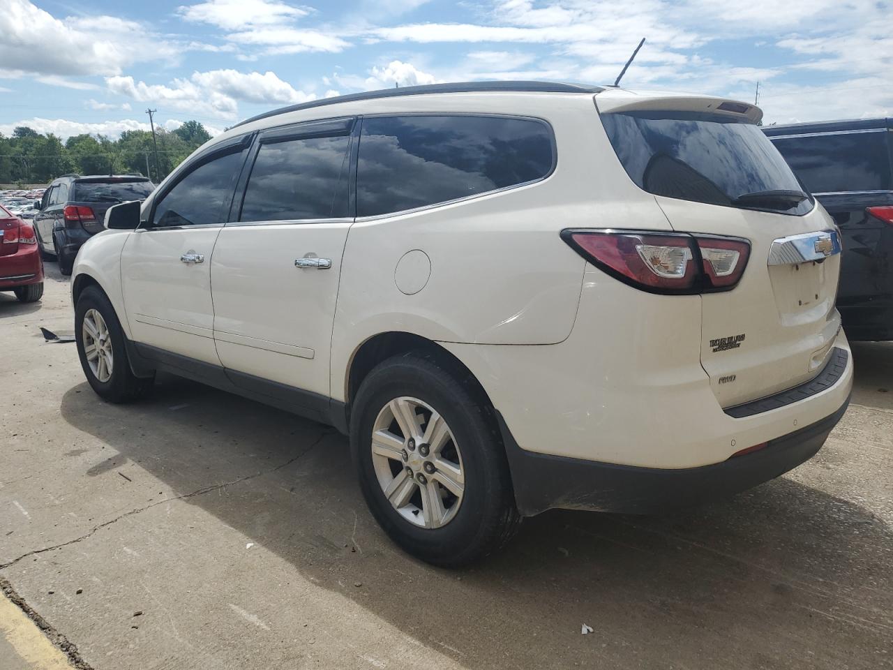 Image 2 of 2014 CHEVROLET TRAVERSE LT 2014 with VIN 1GNKVHKDXEJ314885