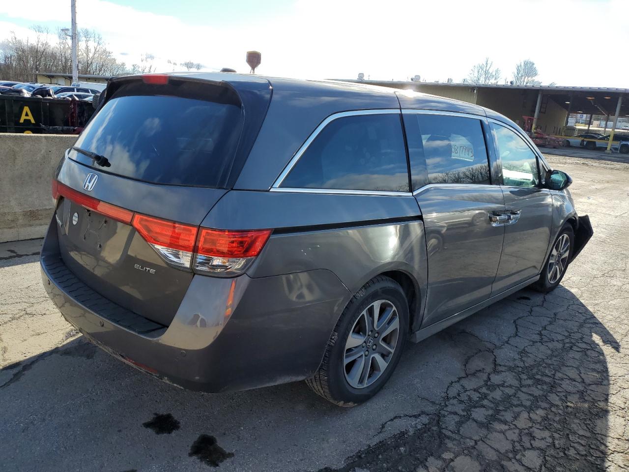 Obraz 3 z 2015 HONDA ODYSSEY TOURING 2015 z VIN 5FNRL5H98FB103501