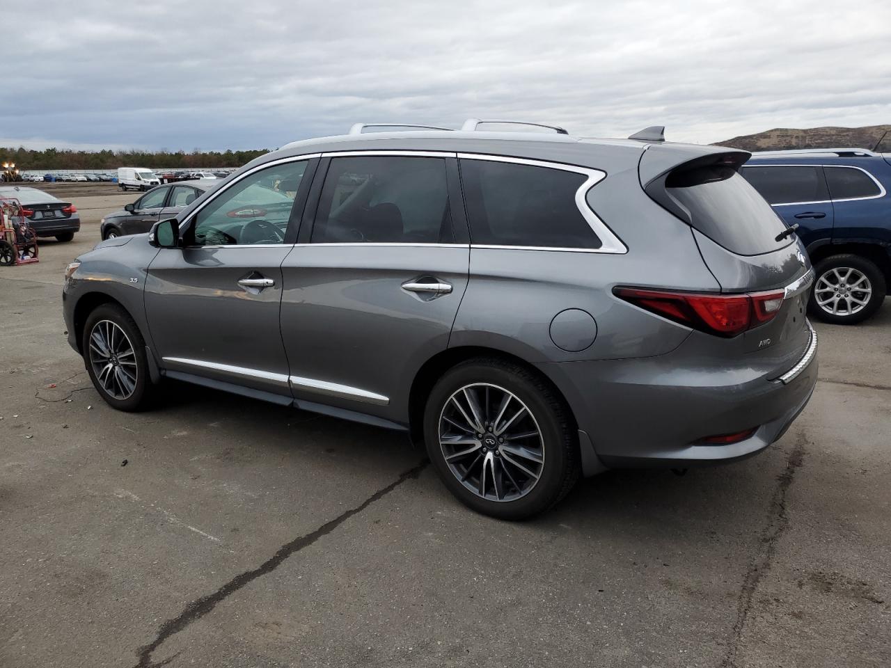 Изображение 2 2020 INFINITI QX60 LUXE 2020 с VIN 5N1DL0MMXLC523806