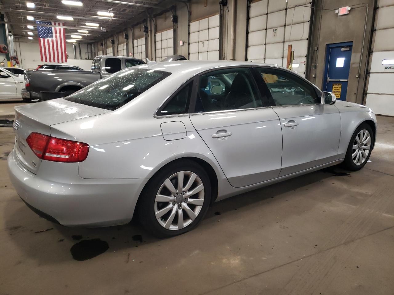 Изображение 3 2010 AUDI A4 PREMIUM PLUS 2010 с VIN WAUHFAFL6AN051657