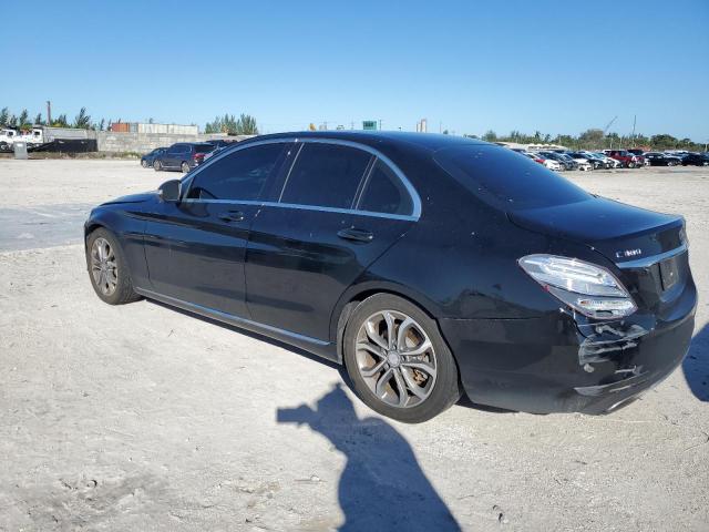 Obraz 2 z 2015 MERCEDES-BENZ C 300 2015 z VIN 55SWF4JB3FU067040