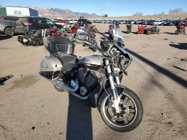 Image 1 of 2014 VICTORY MOTORCYCLES CROSS COUNTRY TOUR 2014 with VIN 5VPTW36NXE3032817