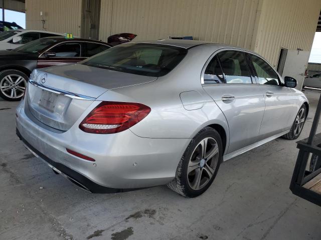 Obraz 3 z 2018 MERCEDES-BENZ E 300 2018 z VIN WDDZF4JB0JA388958