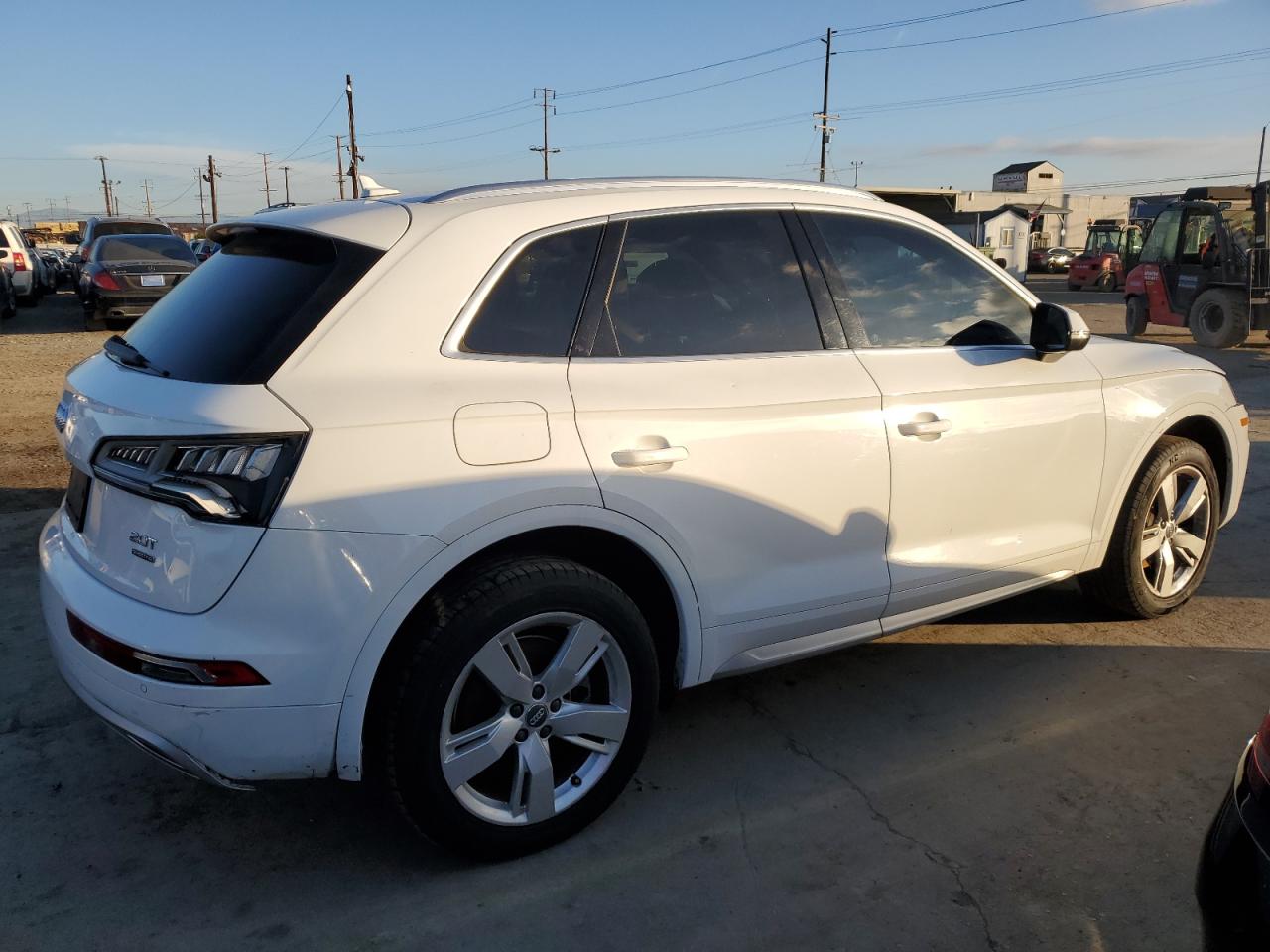 Изображение 3 2018 AUDI Q5 PREMIUM PLUS 2018 с VIN WA1BNAFY1J2042559