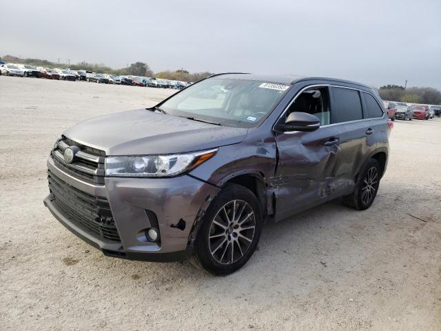2017 TOYOTA HIGHLANDER SE 2017 image