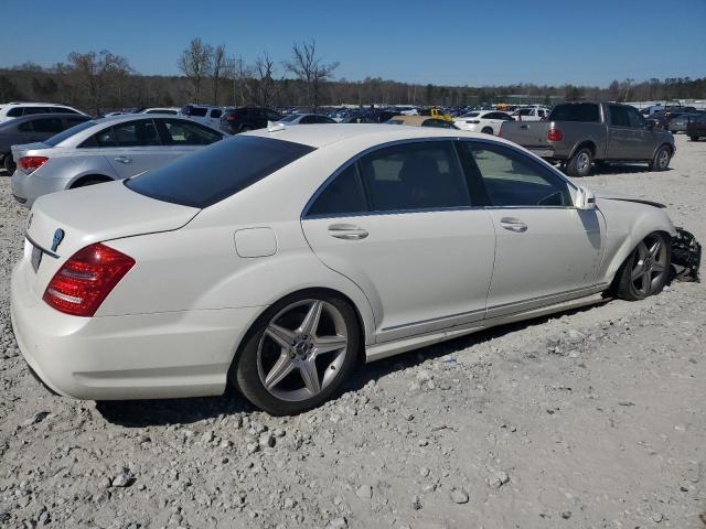 Image 3 of 2010 MERCEDES-BENZ S 550 2010 with VIN WDDNG7BBXAA290032