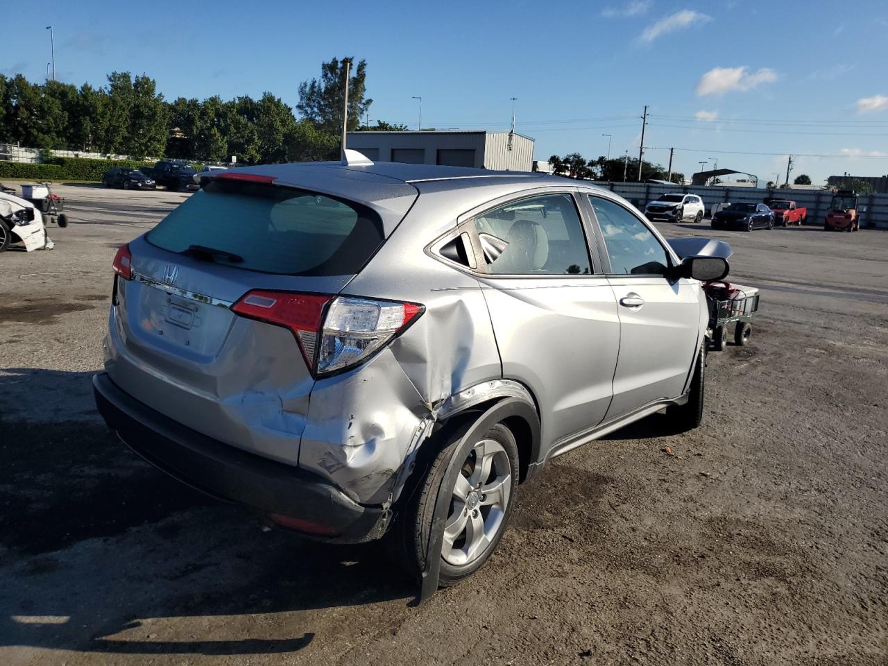 Image 3 of 2020 HONDA HR-V LX 2020 with VIN 3CZRU5H33LM705457