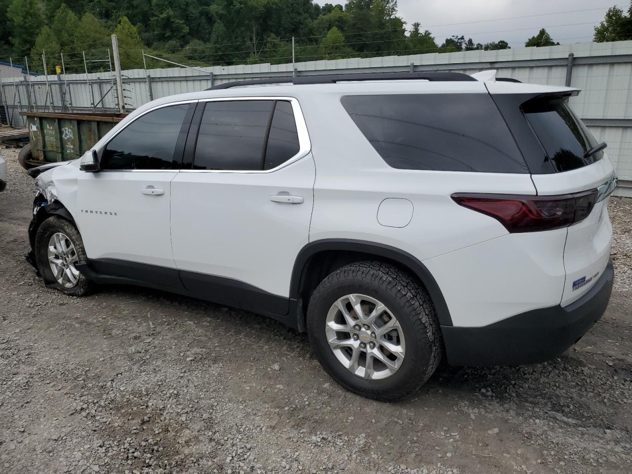 Изображение 2 2021 CHEVROLET TRAVERSE LT 2021 с VIN 1GNEVHKW5MJ174502