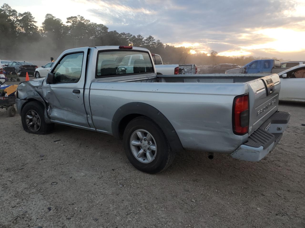 Obraz 2 z 2001 NISSAN FRONTIER XE 2001 z VIN 1N6DD21SX1C305617