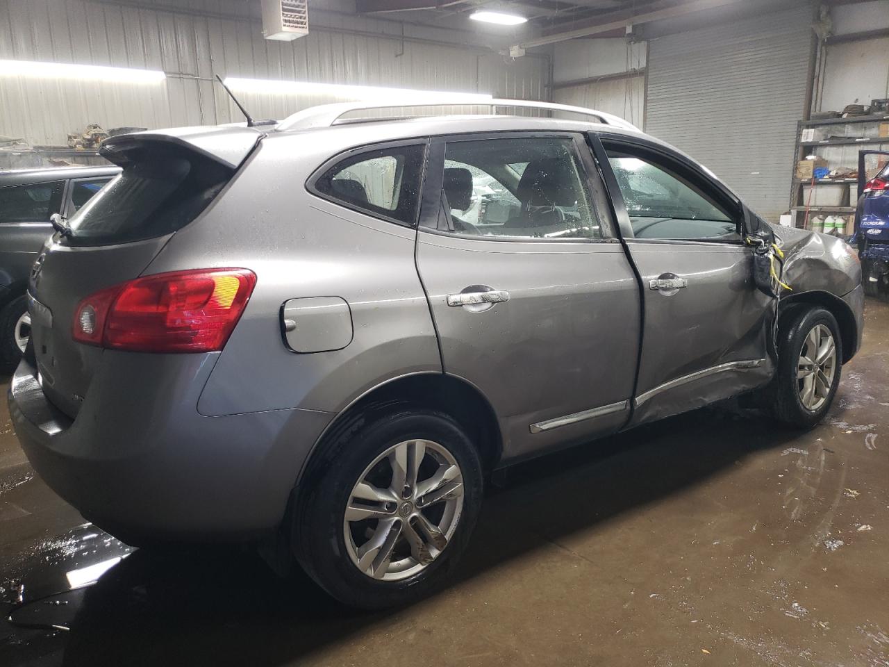 Image 3 of 2015 NISSAN ROGUE SELECT S 2015 with VIN JN8AS5MV9FW259937