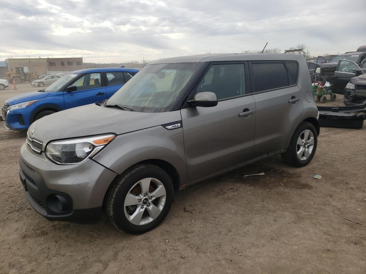Изображение 1 2017 KIA SOUL  2017 с VIN KNDJN2A23H7456207