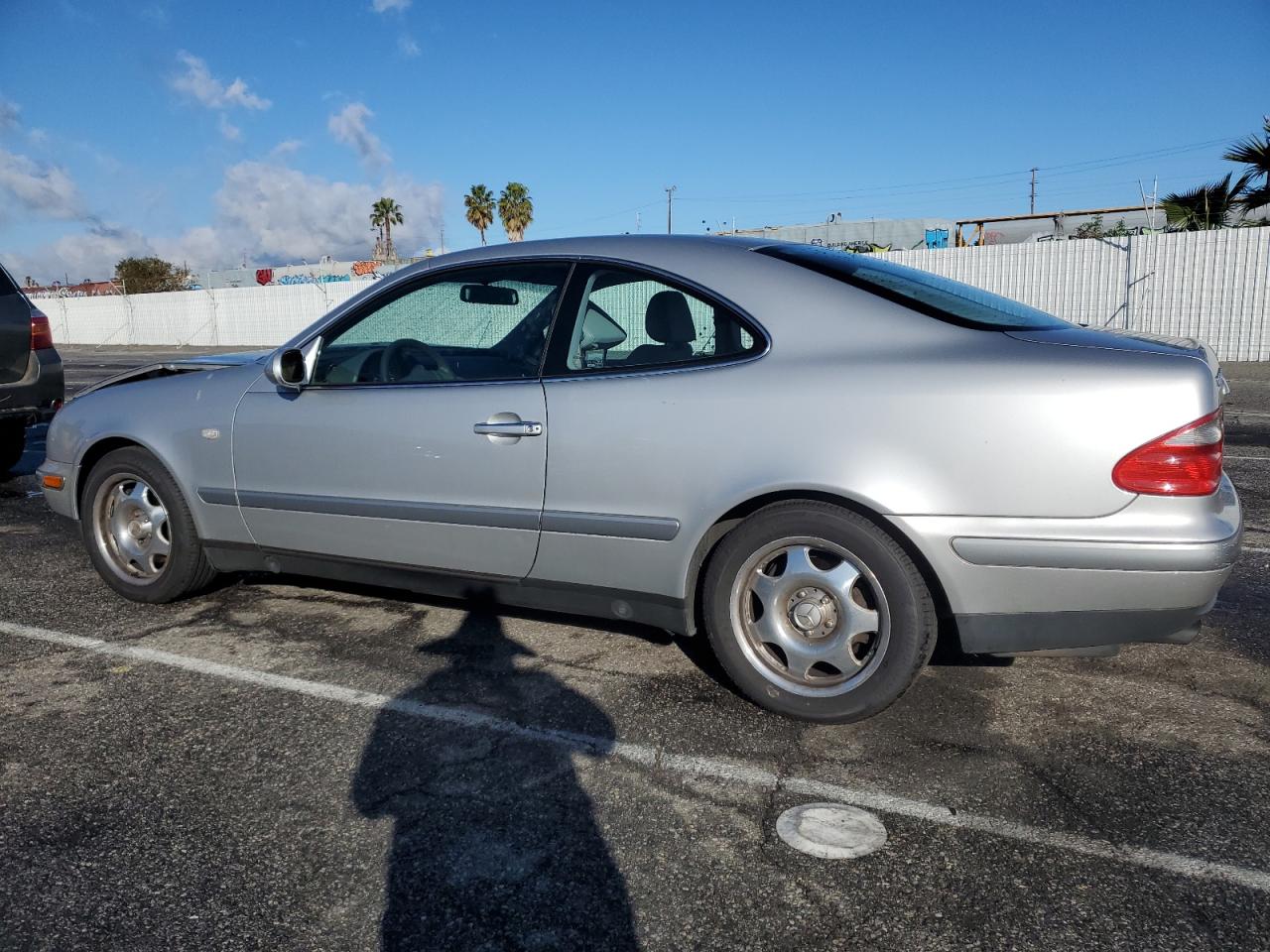 Изображение 2 1998 MERCEDES-BENZ CLK 320 1998 с VIN WDBLJ65G0WF030378