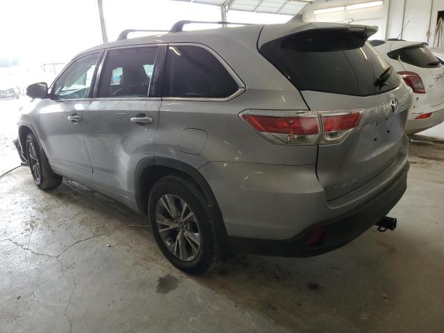 Image 2 of 2016 TOYOTA HIGHLANDER LE 2016 with VIN 5TDBKRFH6GS351538