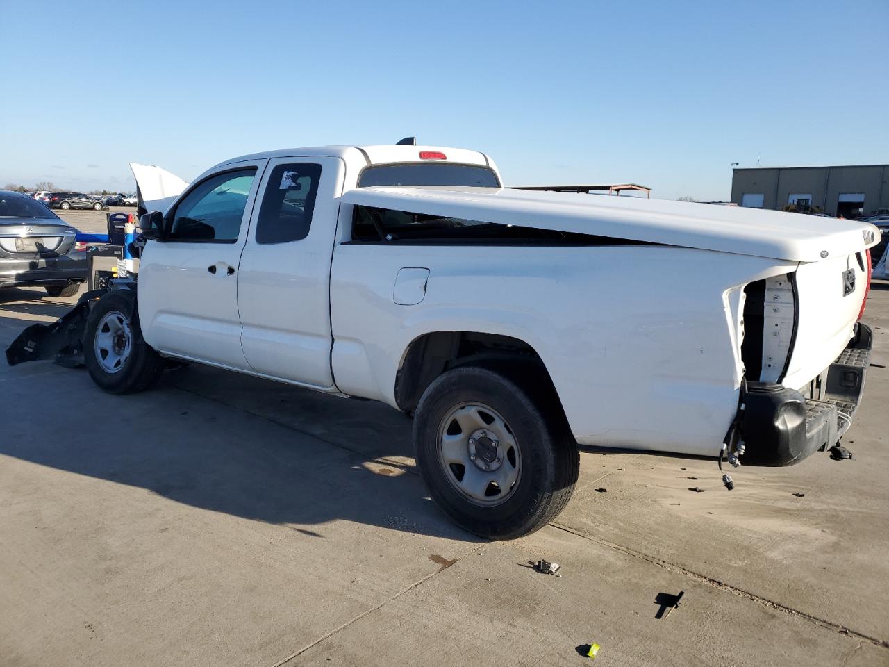 Image 2 of 2020 TOYOTA TACOMA ACCESS CAB 2020 with VIN 5TFRX5GN8LX183421