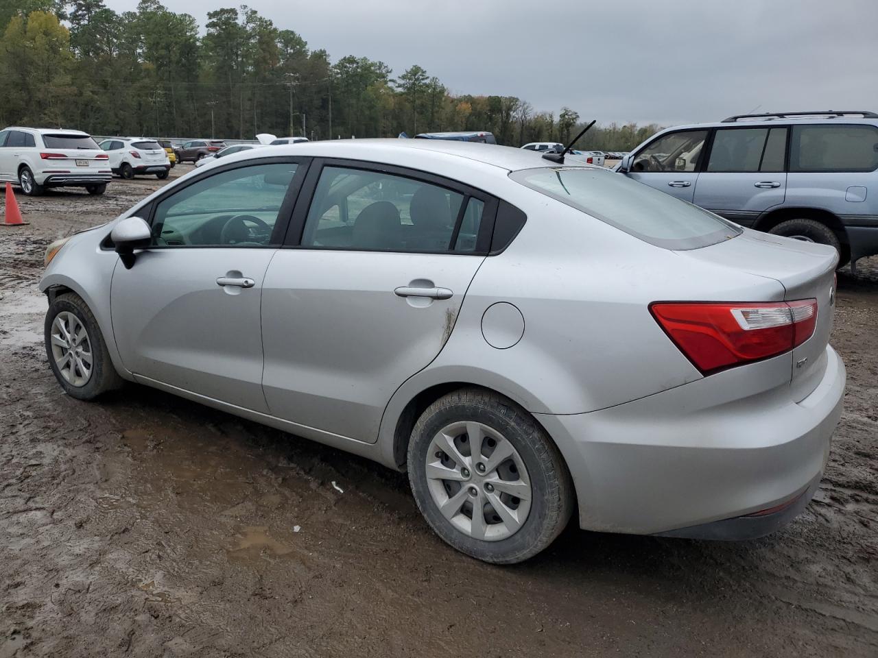 Image 2 of 2017 KIA RIO LX 2017 with VIN KNADM4A32H6115856