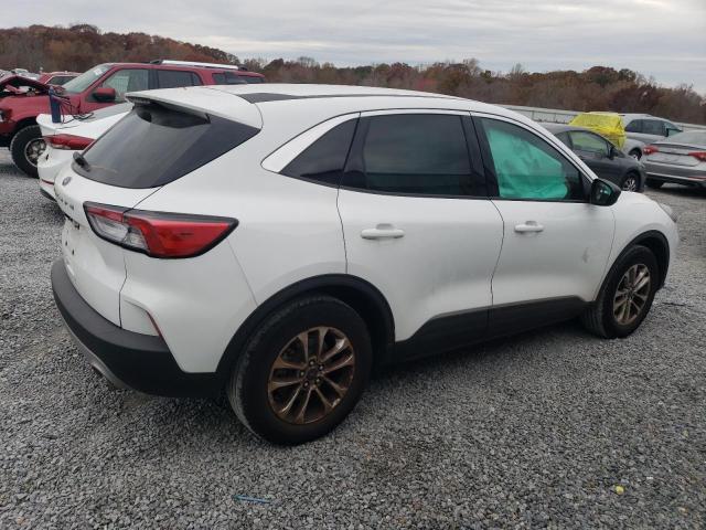 Image 3 of 2022 FORD ESCAPE SE 2022 with VIN 1FMCU0G65NUC01688
