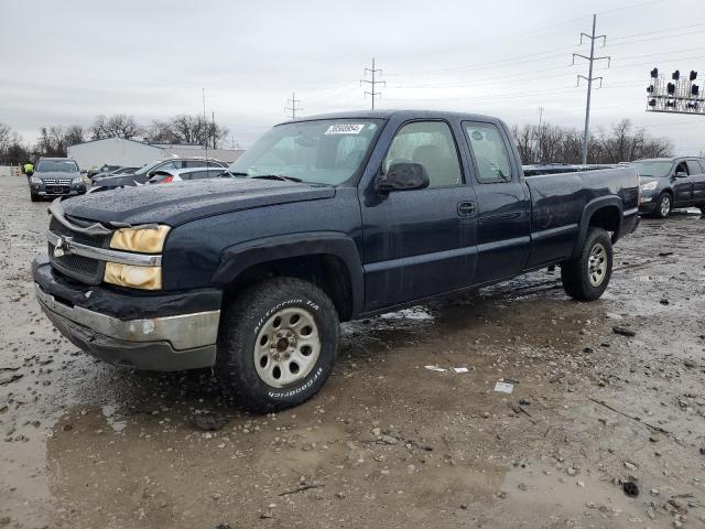 Image 1 of 2005 CHEVROLET SILVERADO K1500 2005 with VIN 1GCEK19V45E255751