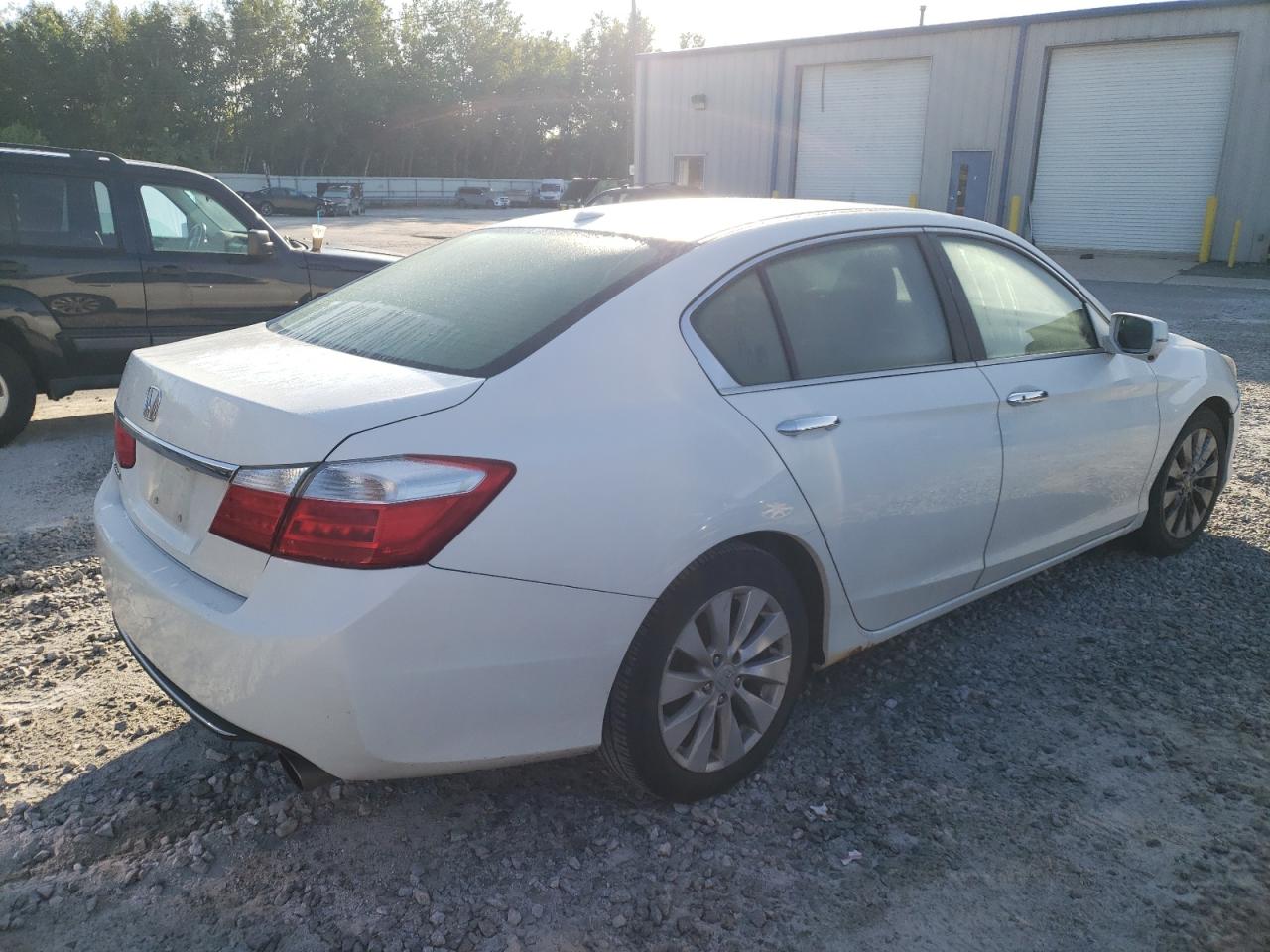 Image 3 of 2014 HONDA ACCORD EXL 2014 with VIN 1HGCR2F85EA077333