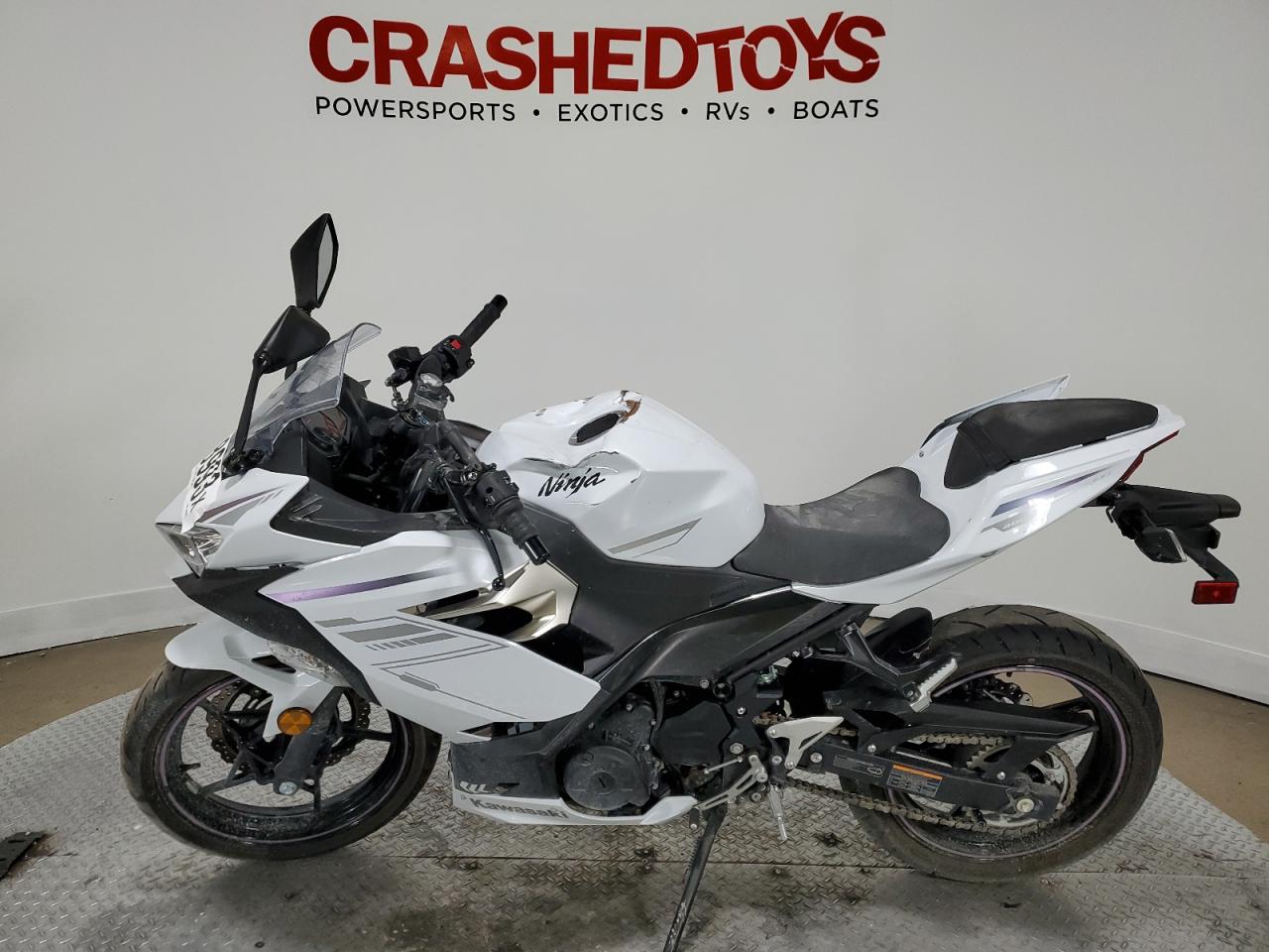 Image 3 of Kawasaki Ex400 2023 with VIN JKAEXKH17PDAN9623