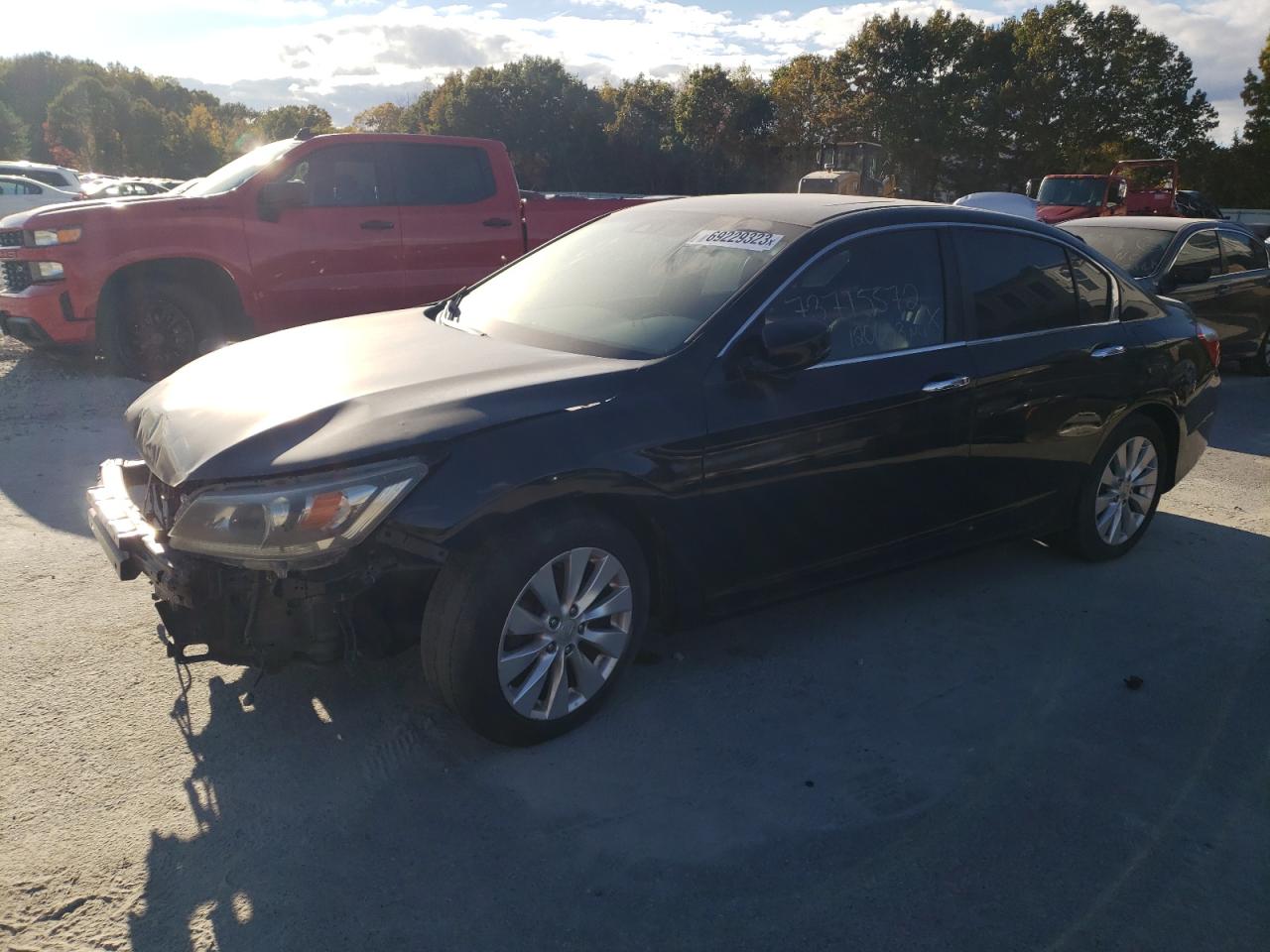 Image 1 of 2015 HONDA ACCORD EXL 2015 with VIN 1HGCR2F85FA114902