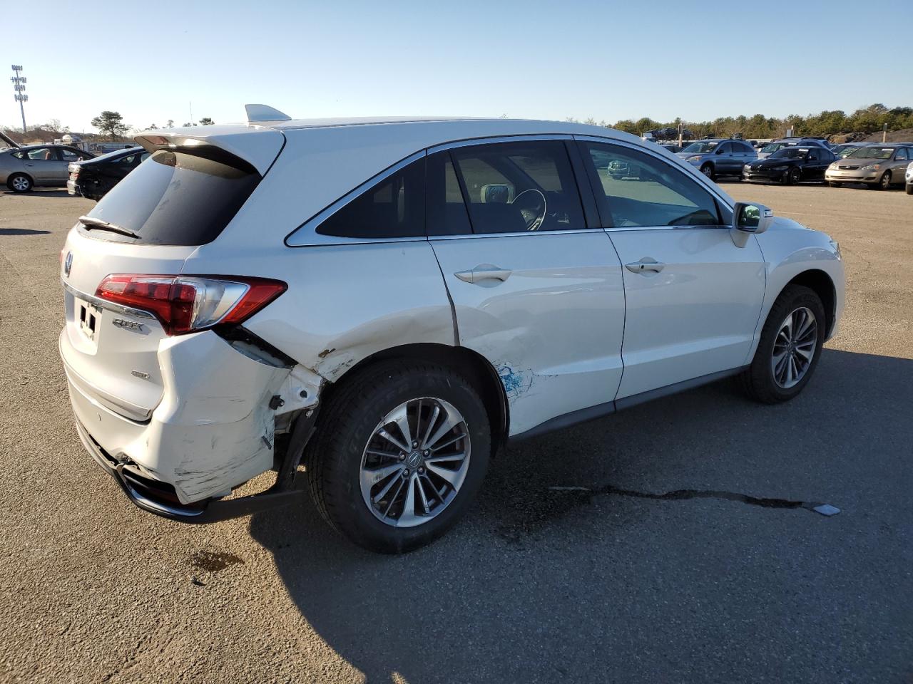 Obraz 3 z 2017 ACURA RDX ADVANCE 2017 z VIN 5J8TB4H75HL021793