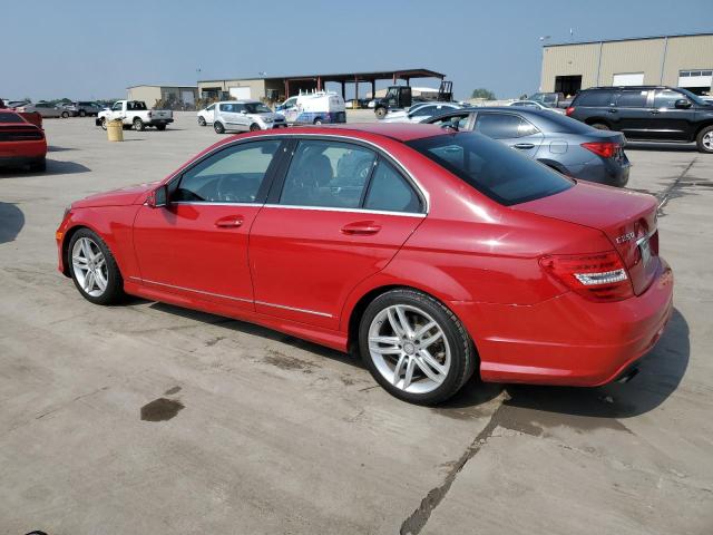 Obraz 2 z 2013 MERCEDES-BENZ C 250 2013 z VIN WDDGF4HB6DR264549