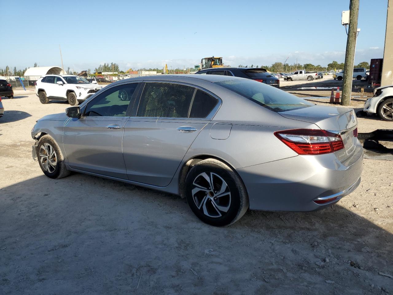 Изображение 2 2016 HONDA ACCORD LX 2016 с VIN 1HGCR2F36GA203464