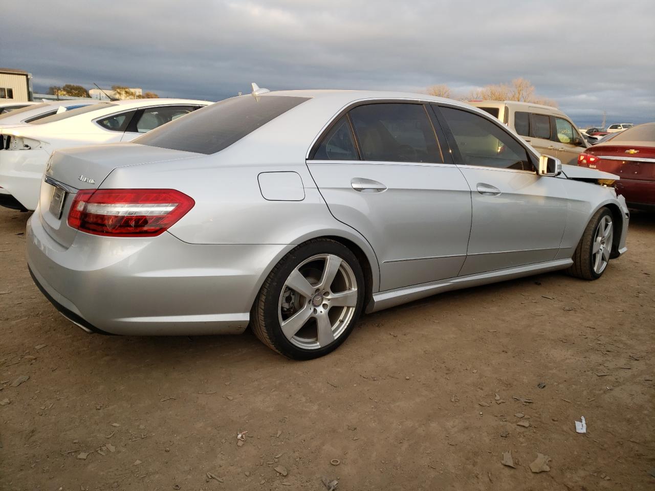 Image 3 of 2011 MERCEDES-BENZ E 350 4MATIC 2011 with VIN WDDHF8HBXBA463028