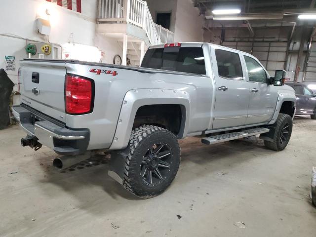 Изображение 3 2018 CHEVROLET SILVERADO K2500 HEAVY DUTY LTZ 2018 с VIN 1GC1KWEY2JF177230
