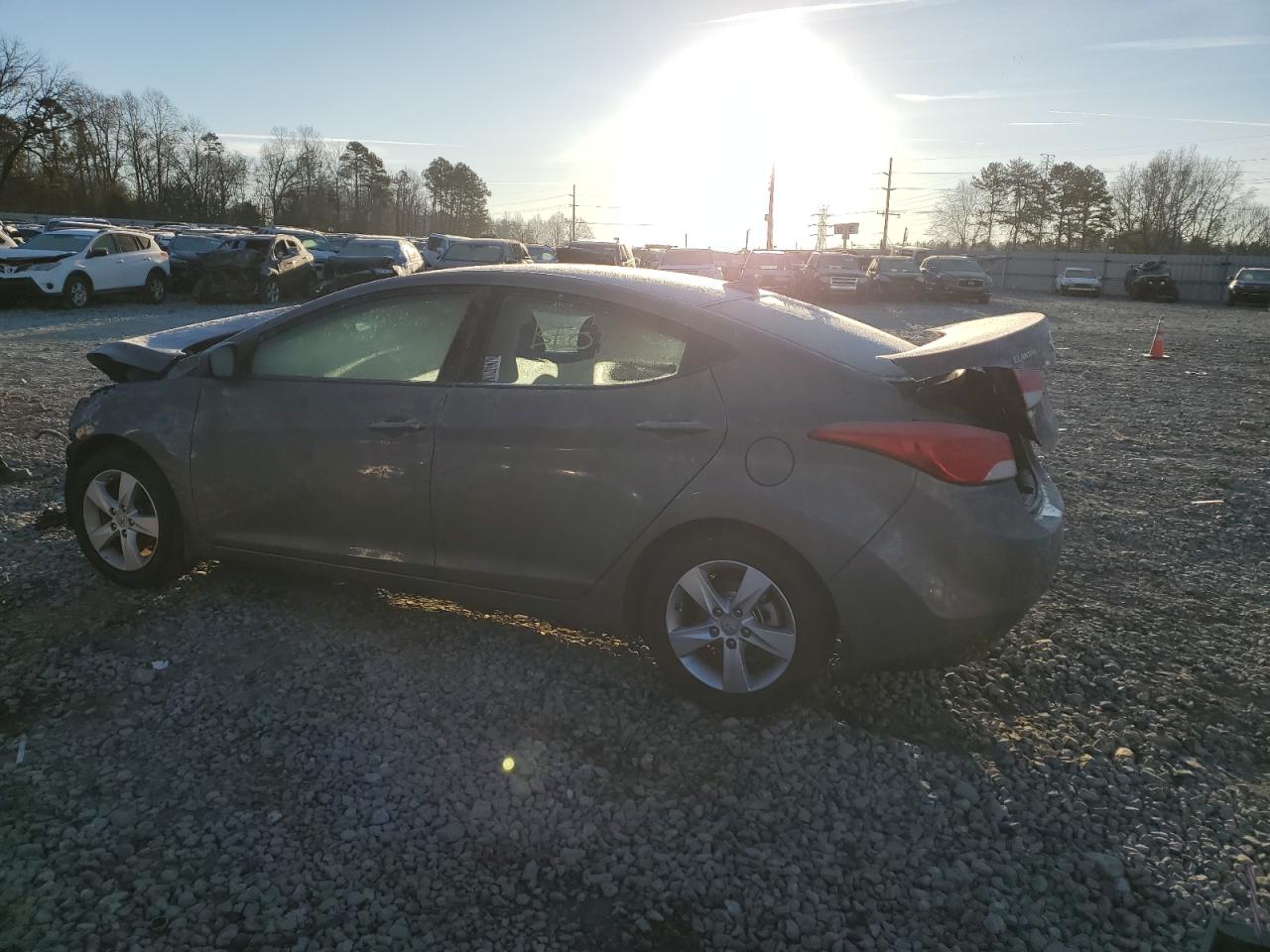 Obraz 2 z 2013 HYUNDAI ELANTRA GLS 2013 z VIN 5NPDH4AEXDH232013