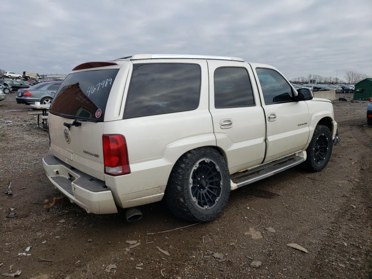 Image 3 of 2002 CADILLAC ESCALADE LUXURY 2002 with VIN 1GYEK63N62R218575