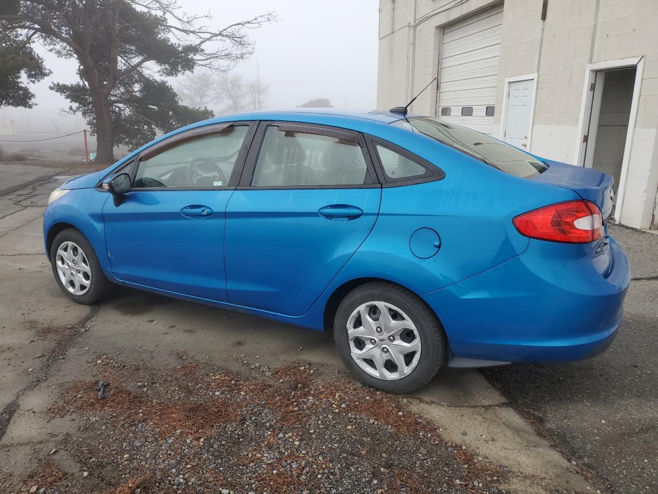 Image 2 of 2013 FORD FIESTA SE 2013 with VIN 3FADP4BJ7DM159584