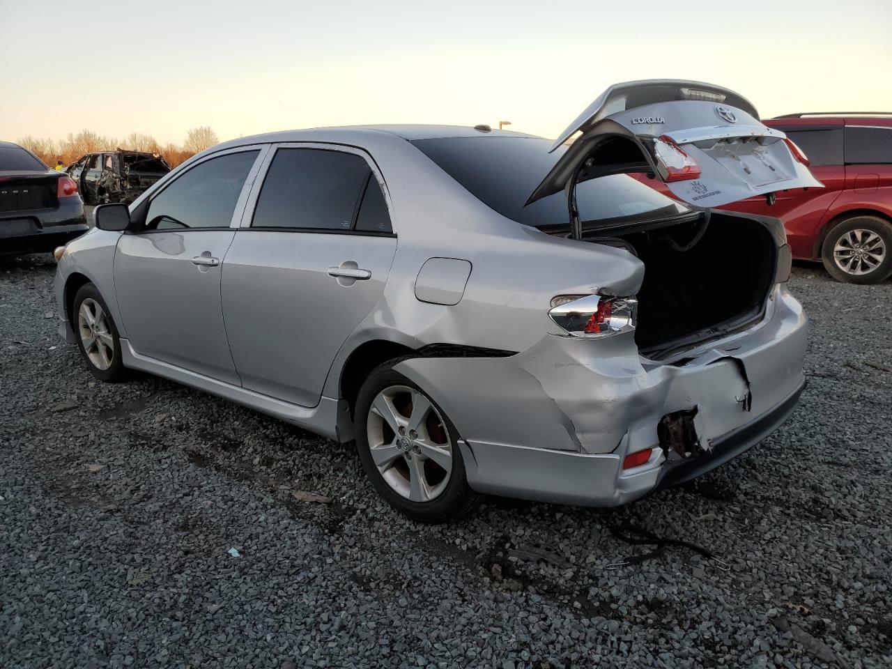 Image 2 of 2011 TOYOTA COROLLA BASE 2011 with VIN 2T1BU4EE3BC629169