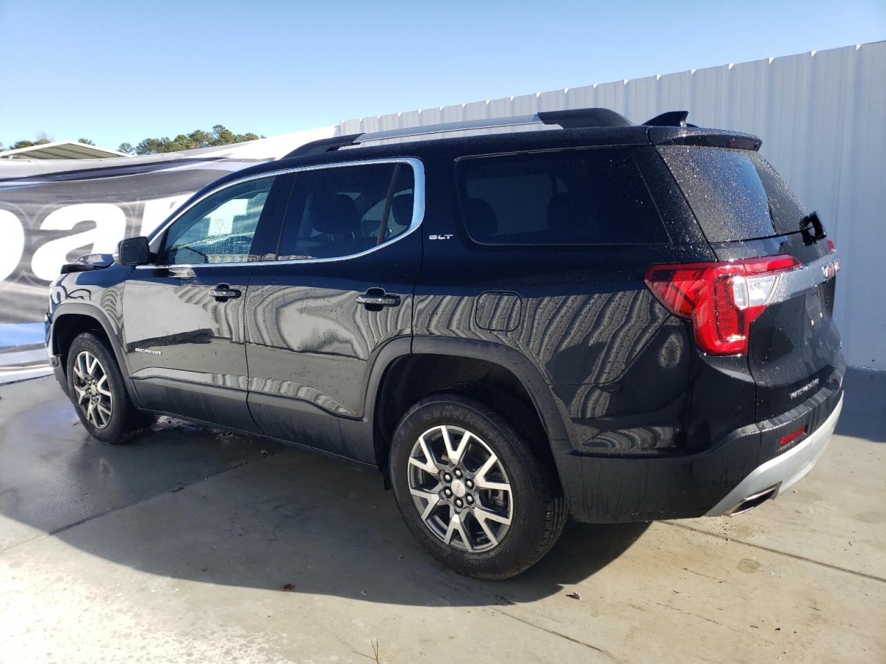 Image 2 of 2023 GMC ACADIA SLT 2023 with VIN 1GKKNUL47PZ240026
