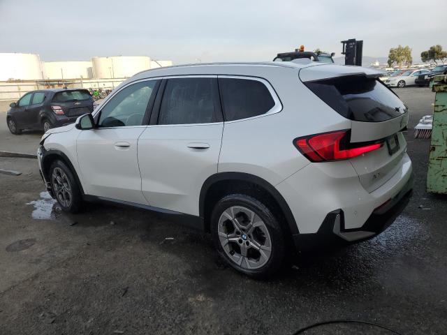 Obraz 2 z 2023 BMW X1 XDRIVE28I 2023 z VIN WBX73EF06P5W00211