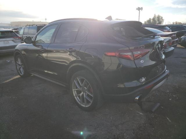 Obraz 2 z 2018 ALFA ROMEO STELVIO SPORT 2018 z VIN ZASFAKPN7J7C23205